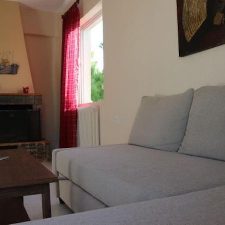 Anestis Apartment Akrata Extérieur photo