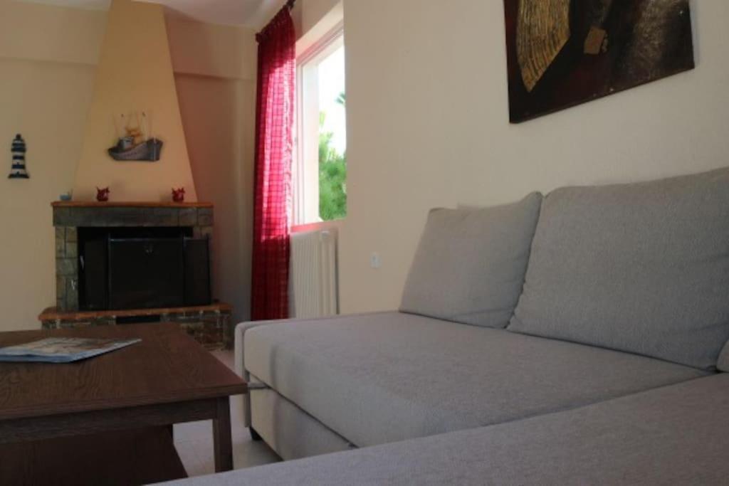 Anestis Apartment Akrata Extérieur photo