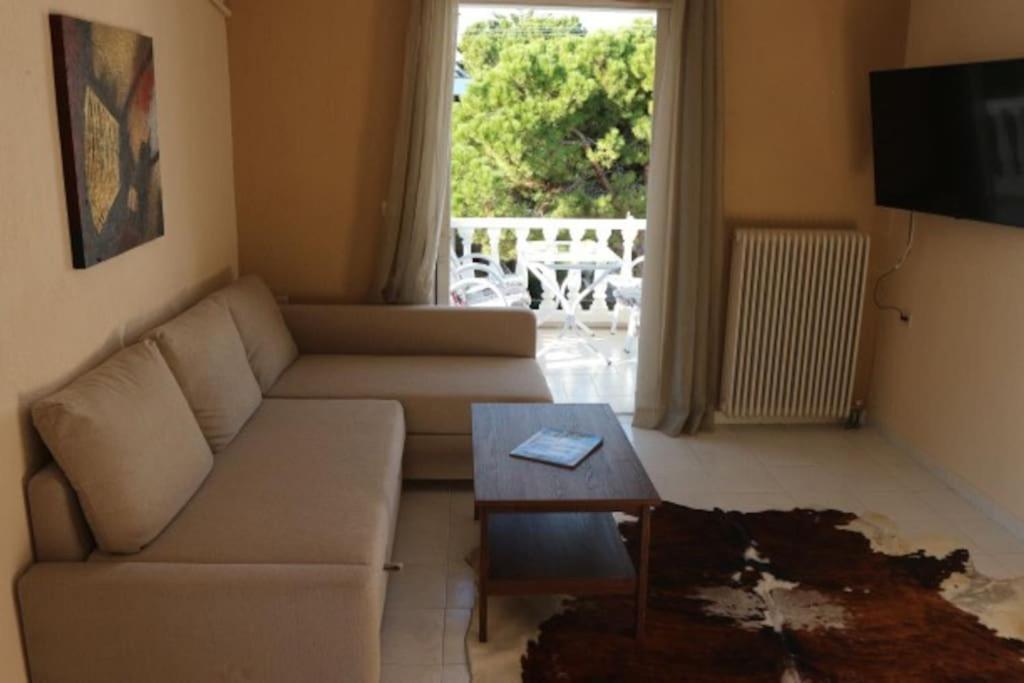 Anestis Apartment Akrata Extérieur photo