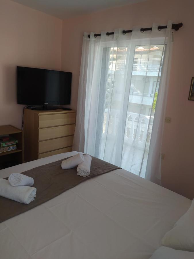 Anestis Apartment Akrata Extérieur photo