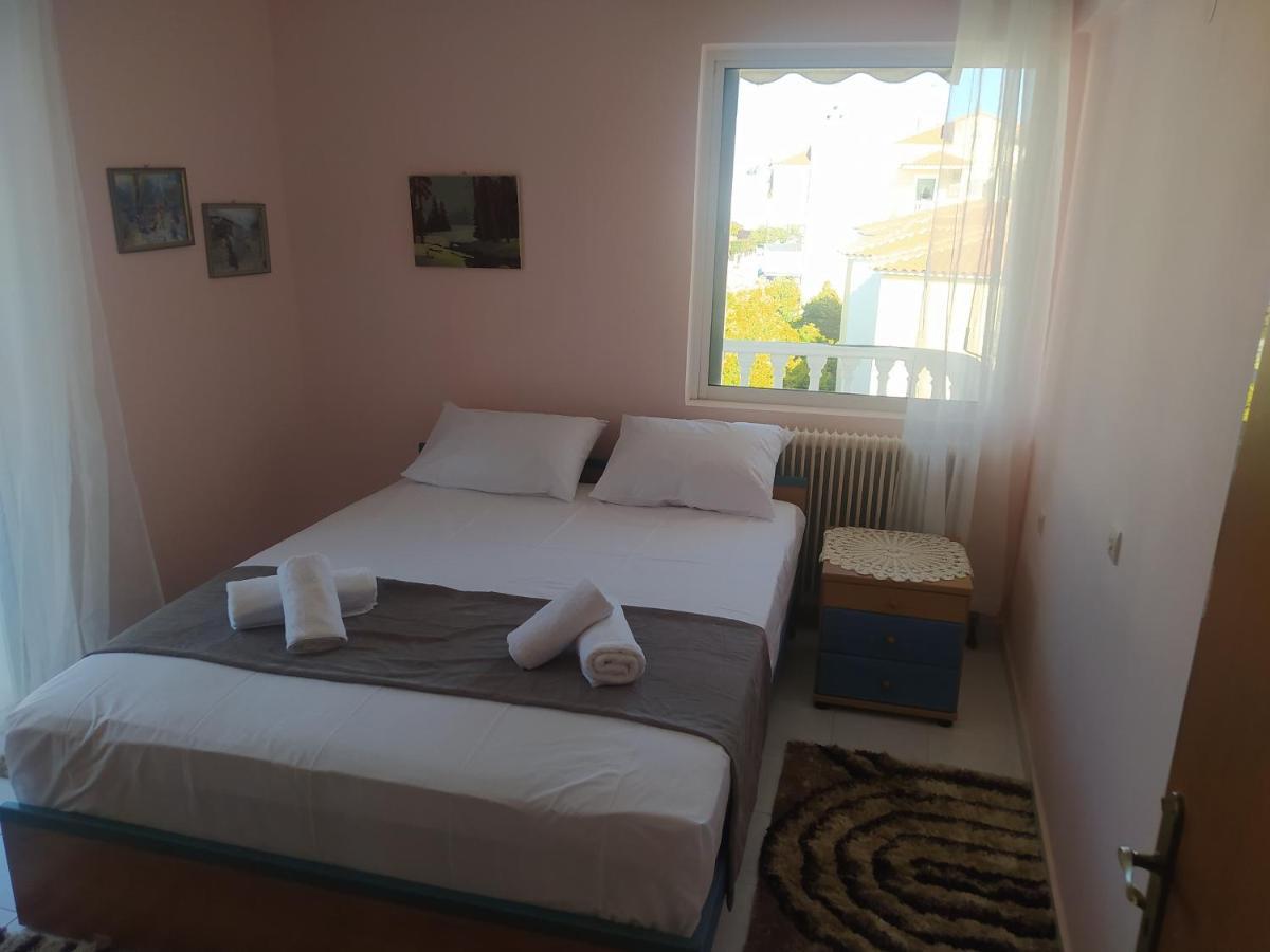 Anestis Apartment Akrata Extérieur photo